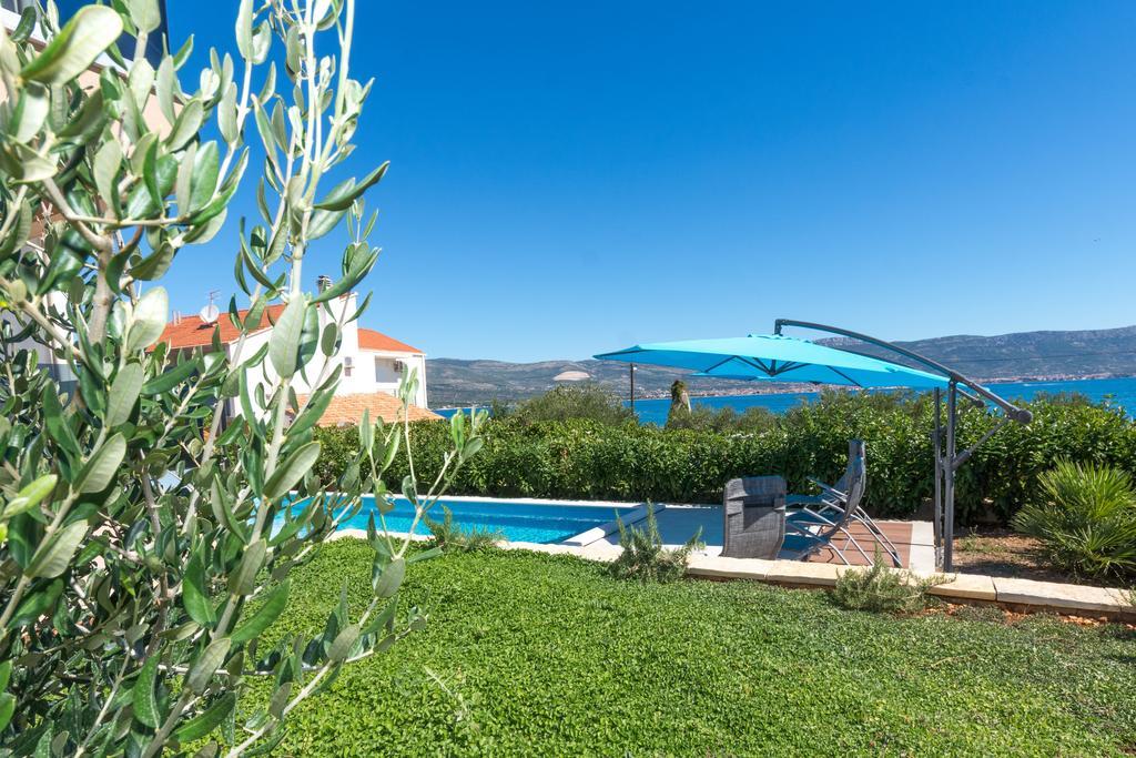 Villa Piramida Trogir Buitenkant foto