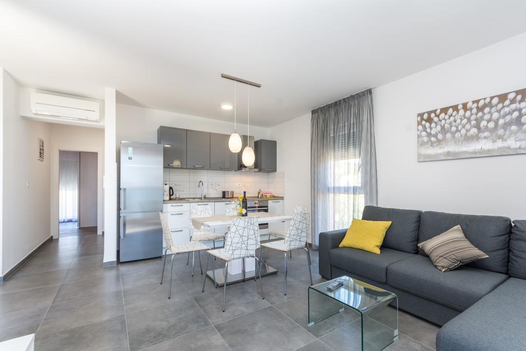 Villa Piramida Trogir Buitenkant foto