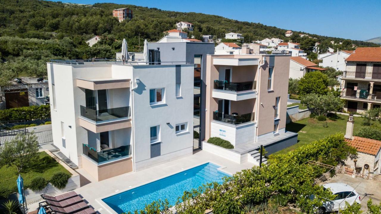 Villa Piramida Trogir Buitenkant foto